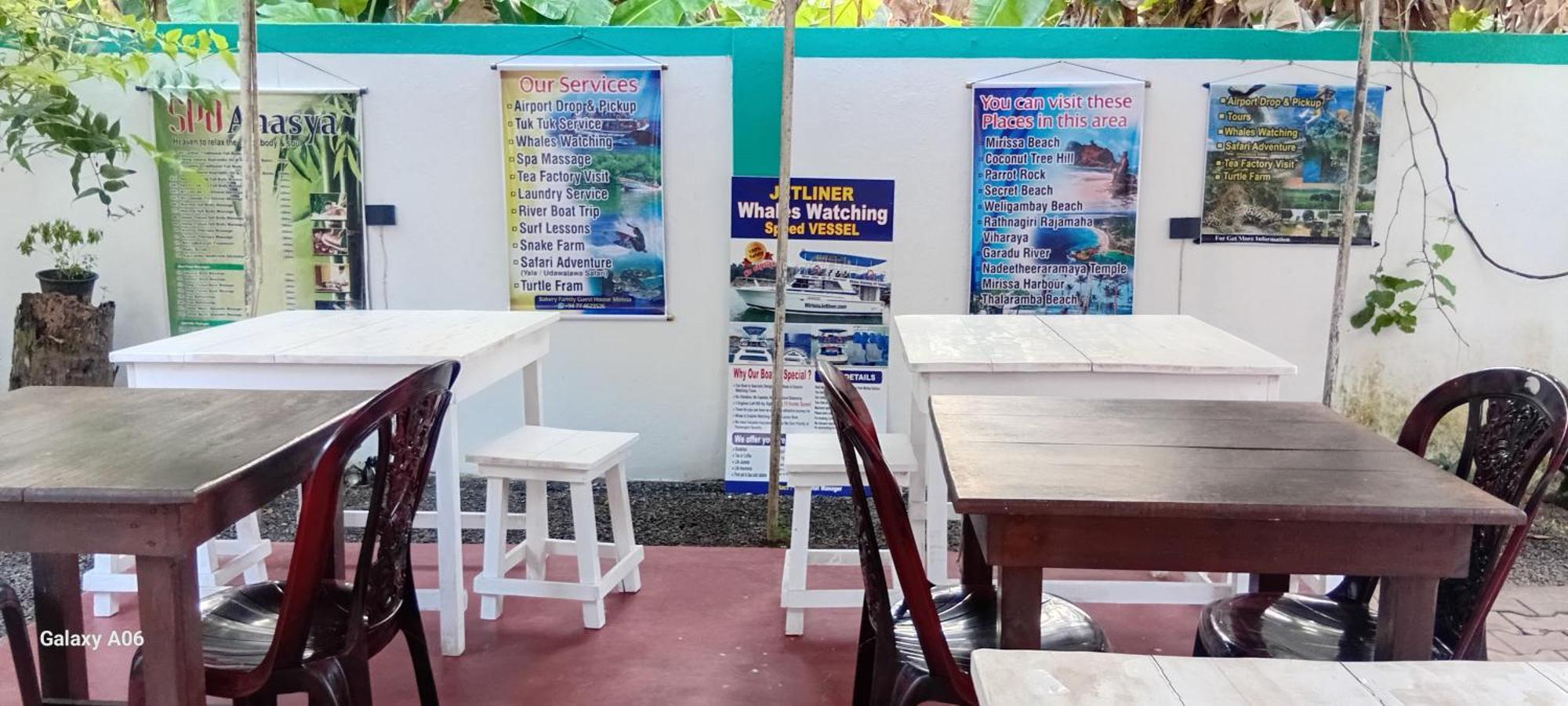 Bakery Family Guest House Mirissa Exterior foto